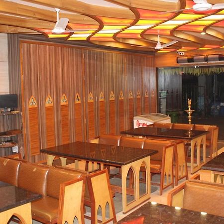 Annai In Saravana Bhavan Fine Stay And Restaurant Velankanni Exterior photo