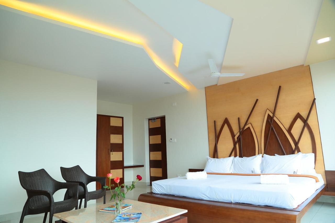 Annai In Saravana Bhavan Fine Stay And Restaurant Velankanni Exterior photo
